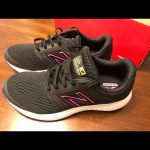 Brand New New Balance trail runners size 10W